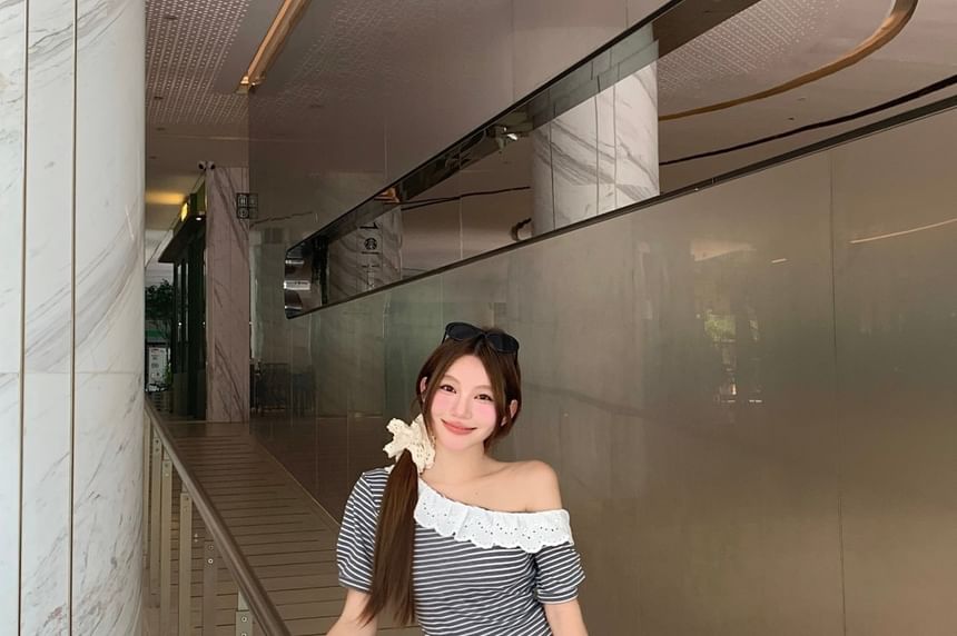 Off-Shoulder Striped Eyelet Lace-Trim Crop Top & High-Rise Baggy Cargo Pants