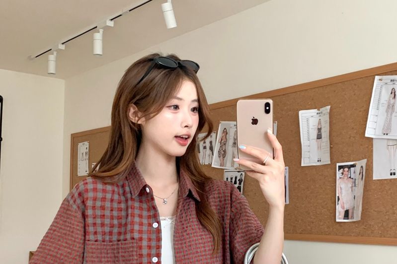 Short-Sleeved Plaid Shirt with Pocket Detail