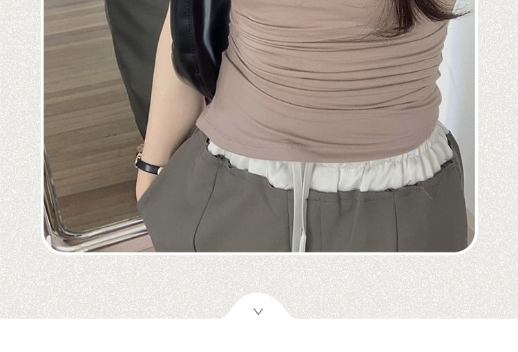 Sleeveless Plain Neck Top Mock