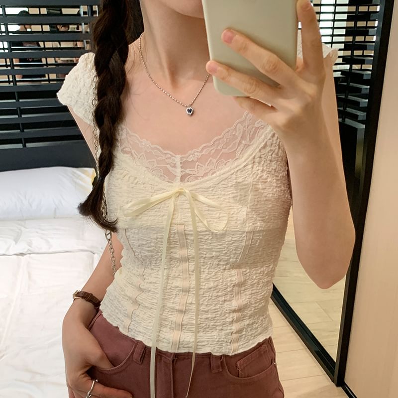 Top Crop V-Neck Cap-Sleeve Lace