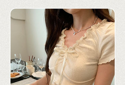 Short-Sleeve V-Neck Top Lace Crop