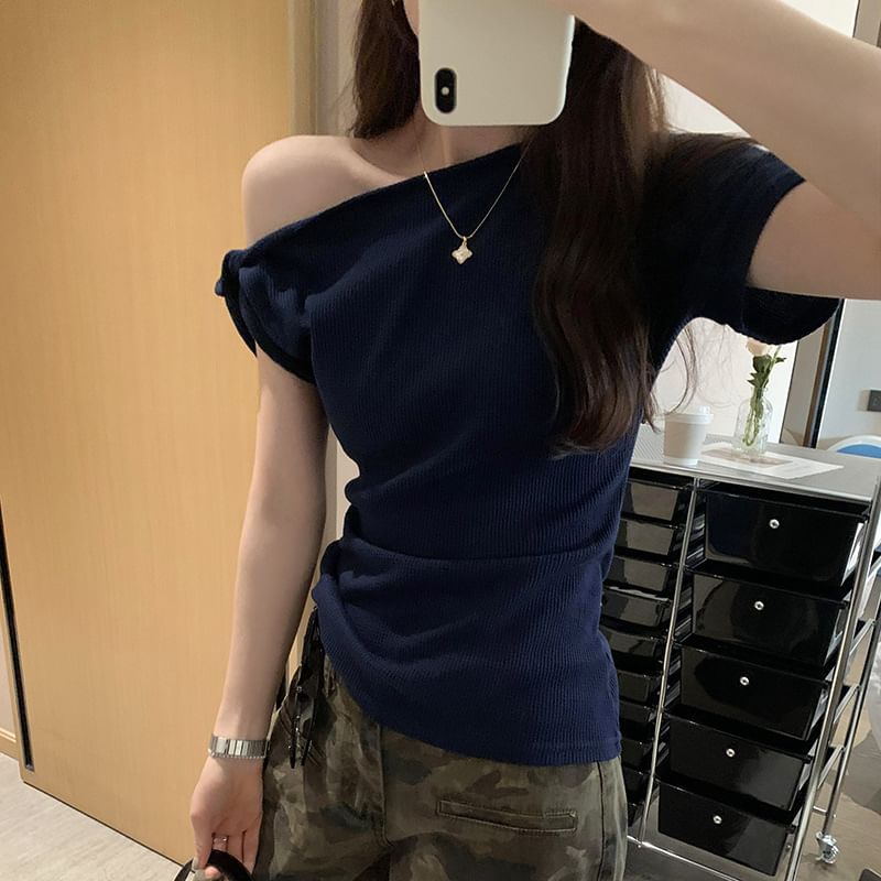 Asymmetrical Short-Sleeve Plain Tee