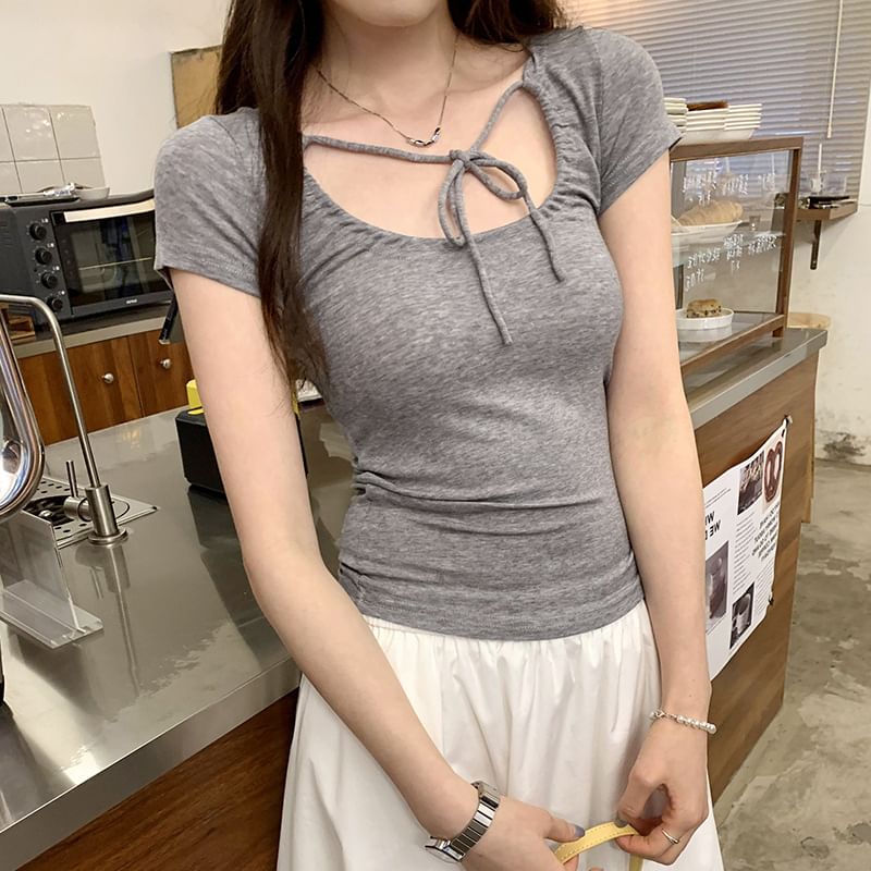 Plain Crop Top U-Neck Short-Sleeve