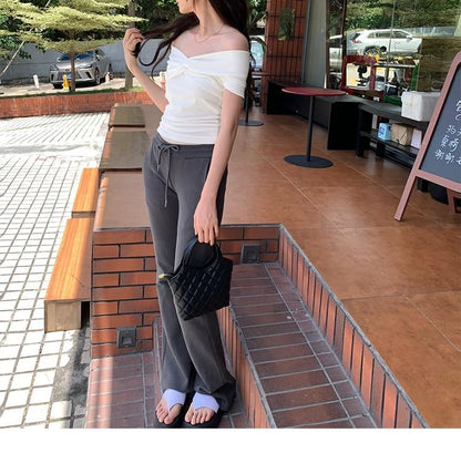 Plain Short-Sleeve Top Off Shoulder Twisted