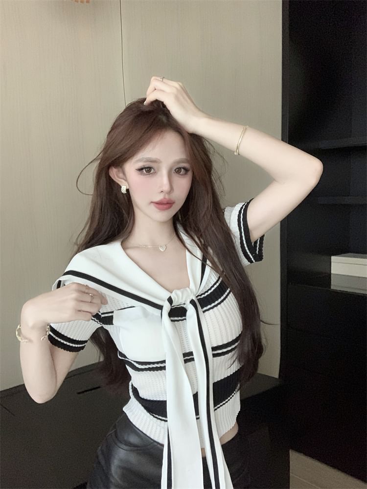 Striped Ribbed Knit Top with Sailor Collar and Short Sleeves