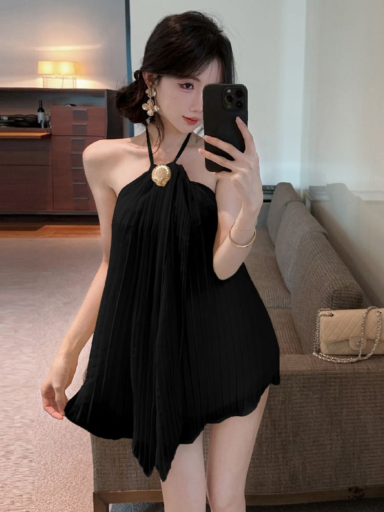Pleated Halter Top with Clean Plain Finish and Flattering Silhouette