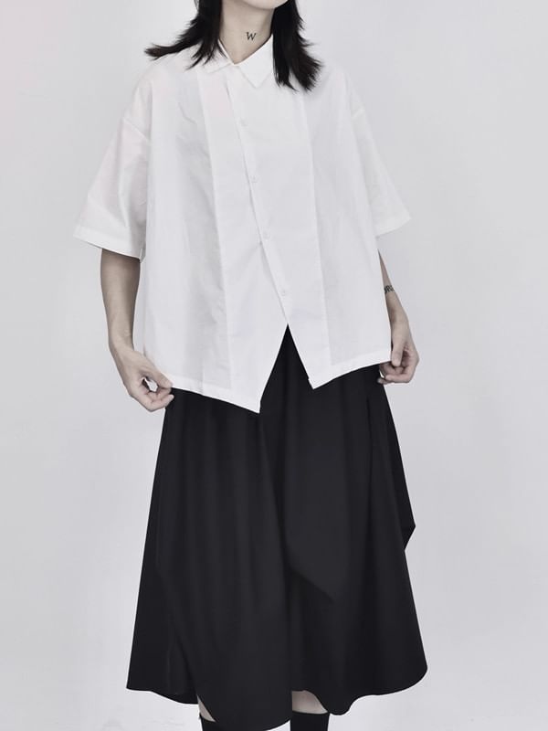 Asymmetrical Plain Shirt with Short Sleeves and Modern Cut