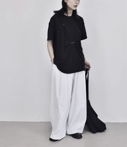 Twisted Plain Tee with Short Sleeves and Classic Crewneck Design