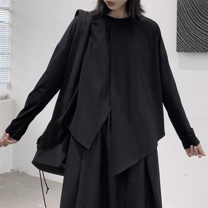 Asymmetrical Plain Shirt with Long Sleeves and Contemporary Silhouette