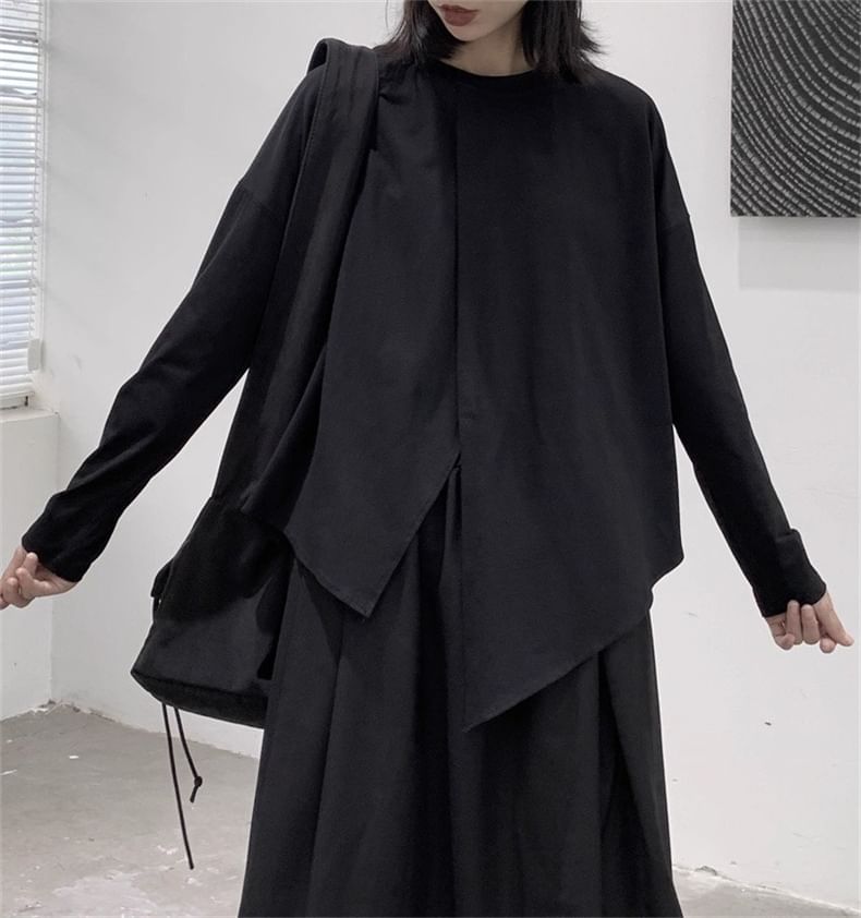 Asymmetrical Plain Shirt with Long Sleeves and Contemporary Silhouette