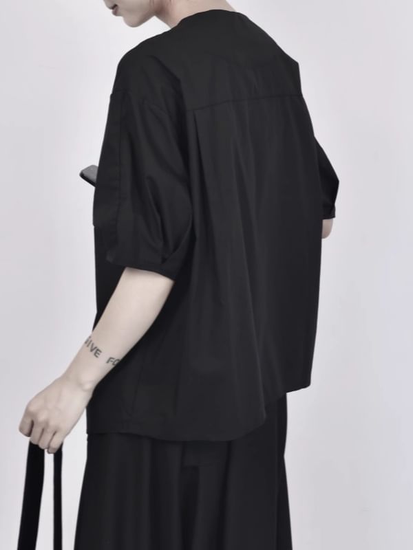 Plain Shirt with Short Sleeves and Flattering V-Neckline Cut