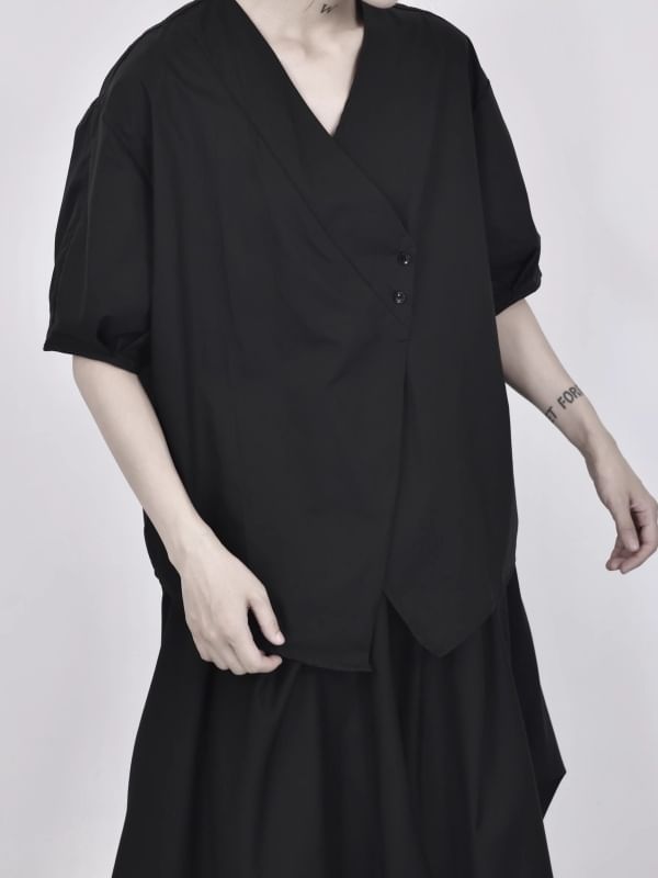 Plain Shirt with Short Sleeves and Flattering V-Neckline Cut