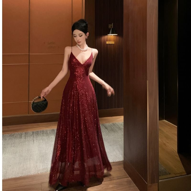 Spaghetti Strap V-Neck Plain Sequin Slit A-Line Evening Dress