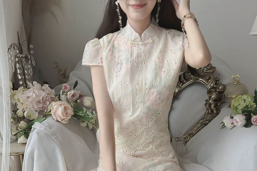 Mock Two-Piece Short-Sleeve Floral Midi A-Line Qipao