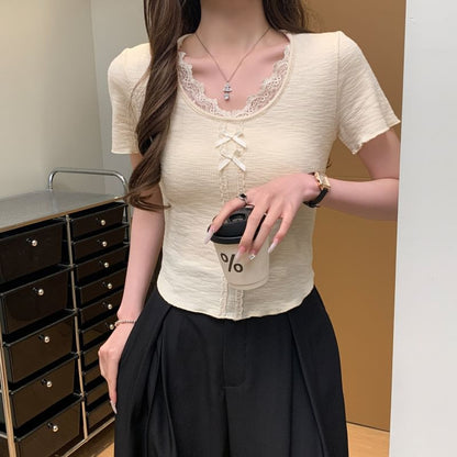 Scoop Neck Lace Trim Tee