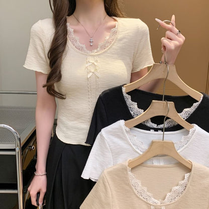 Scoop Neck Lace Trim Tee