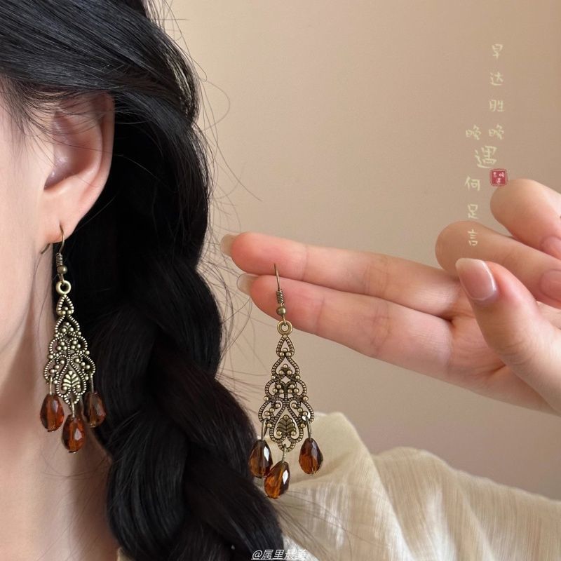 Faux Chandelier Gemstone Alloy Earring