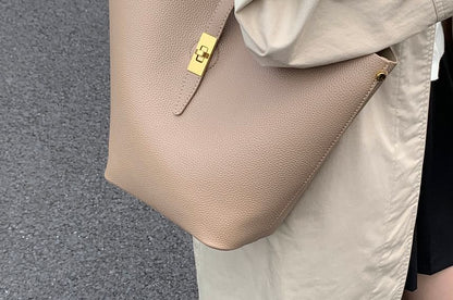 With Shoulder Bag Buckle Pouch