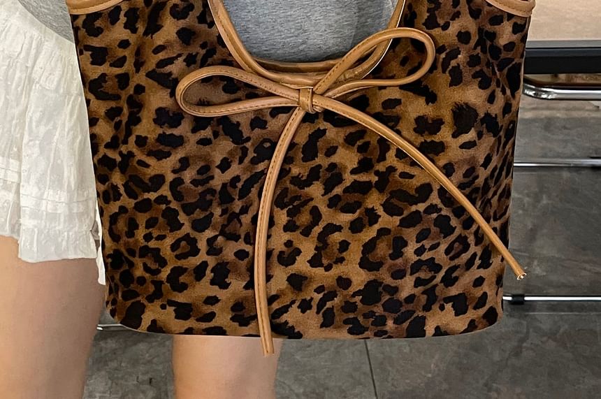 Bow Leopard Print Tote Bag