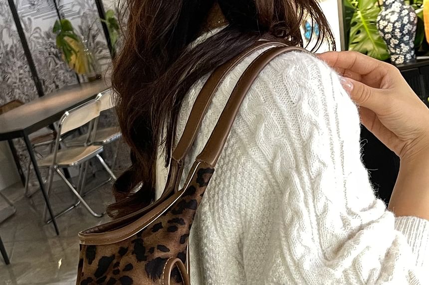 Bow Leopard Print Tote Bag