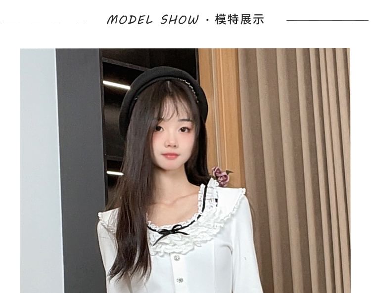 High Rise Lace Trim Mini Pleated Skirt