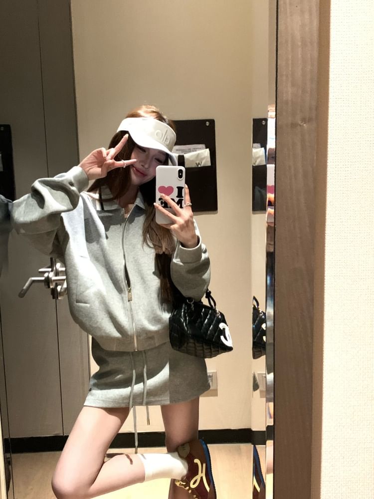 Contrast Trim Zip Jacket with A-Line Mini Skirt