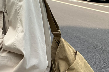 Plain Zip Shoulder Bag