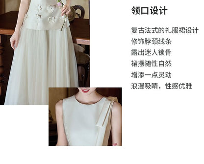 Sleeveless Round Neck Flower Accent Mesh Panel Maxi A-Line Wedding Dress