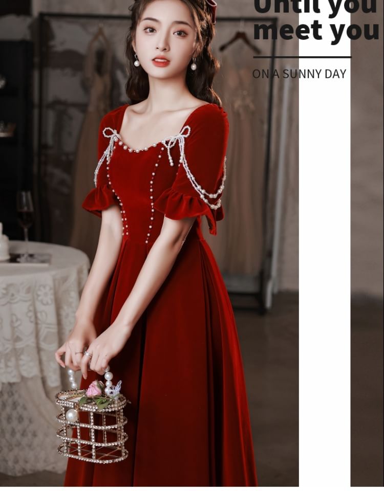 Short-Sleeve Square Neck Faux Pearl Velvet Midi A-Line Evening Dress