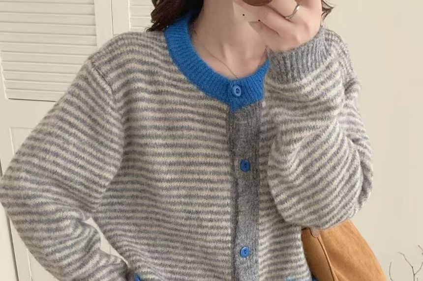 Round Neck Striped Contrast Trim Cardigan