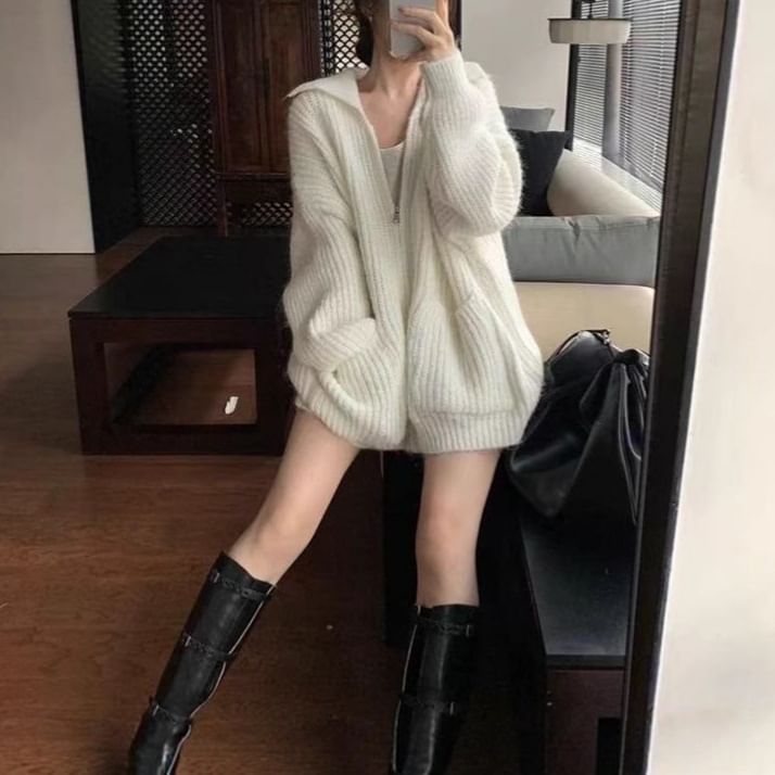 Ribbed Knit V-Neck Zip Cardigan
