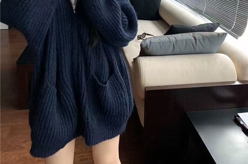 Ribbed Knit V-Neck Zip Cardigan