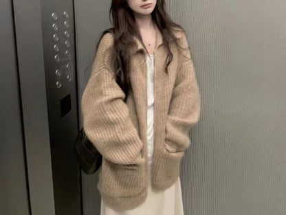 Ribbed Knit V-Neck Zip Cardigan