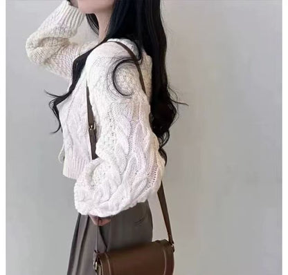 Cable Knit V-Neck Button-Up Crop Cardigan