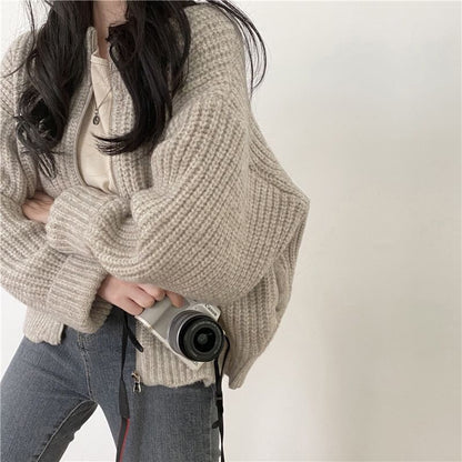 Crew Neck Zip-Up Chunky Knit Cardigan