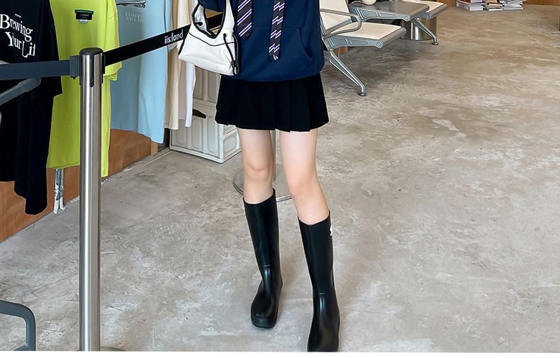 Plus Size Lettering Applique Necktie Hoodie