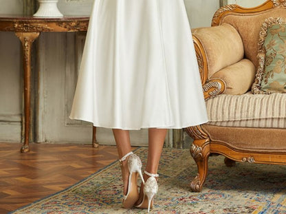 Elbow-Sleeve V-Neck Plain Cocktail Dress