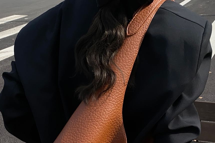 Faux Leather Grained Shoulder Bag