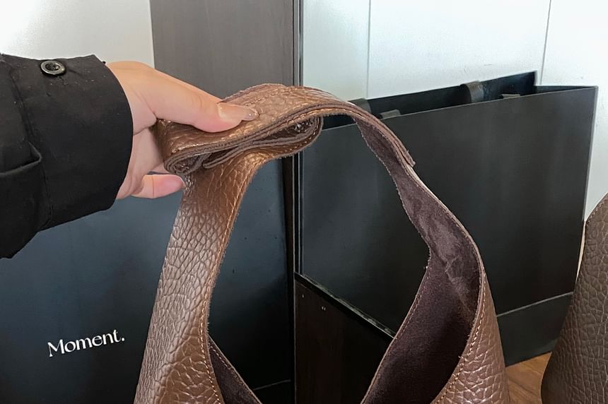 Faux Leather Grained Shoulder Bag