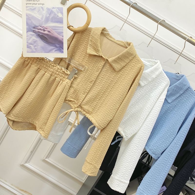 Matching Set: Buttoned Collar Crop Blouse & High-Rise Solid Shorts
