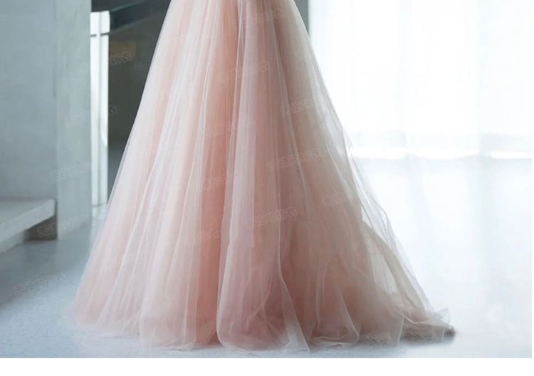 Puff Sleeve V-Neck Beaded A-Line Evening Gown