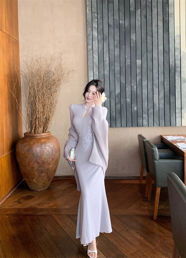 Long-Sleeve Patterned Maxi Sheath Qipao / Plain Ribbed Open Front Cardigan