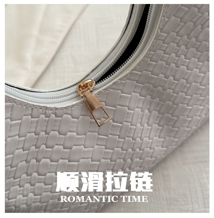 Woven Plain Shoulder Bag
