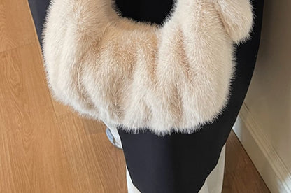 Plain Fluffy Shoulder Bag