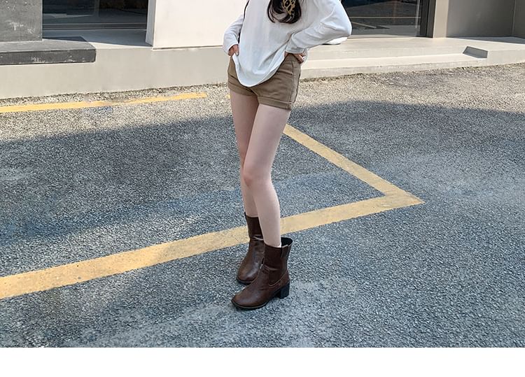 Simple V Neckline Long Sleeve Basic Blouse