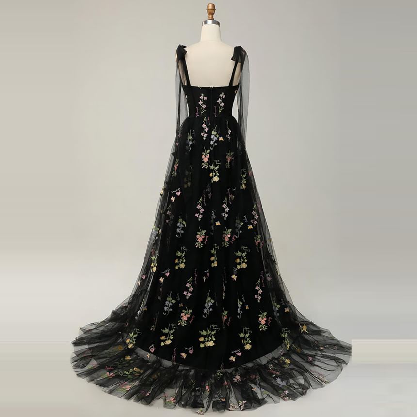 Sleeveless Floral Embroidered Mesh A-Line Evening Gown