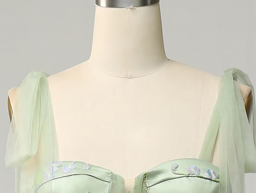 Embroidered Gown Mesh Sleeveless Floral A-Line Evening