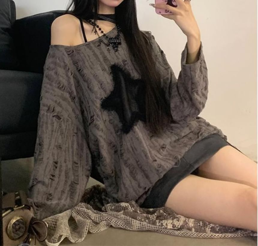 Star Patch Distressed Oversized Crewneck Extended Sleeve Sweatshirt