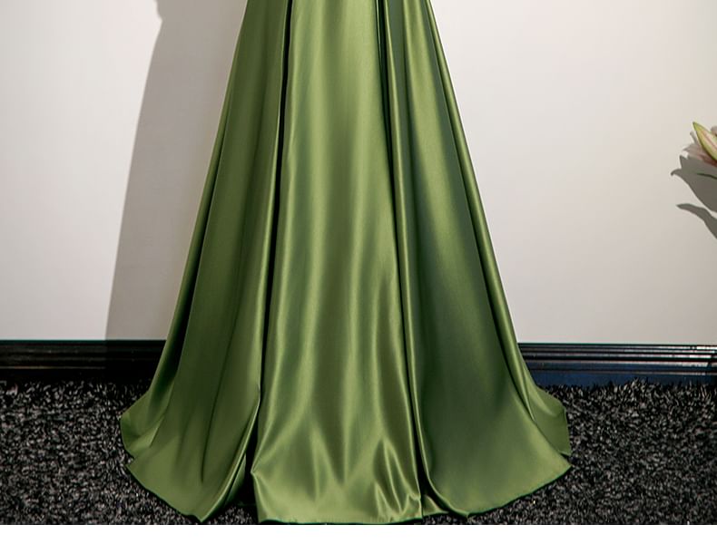 Plain Ruched Satin A-Line Tube Evening Gown