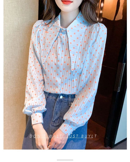 Dotted Button-Up Shirt with Collar and Long Sleeves